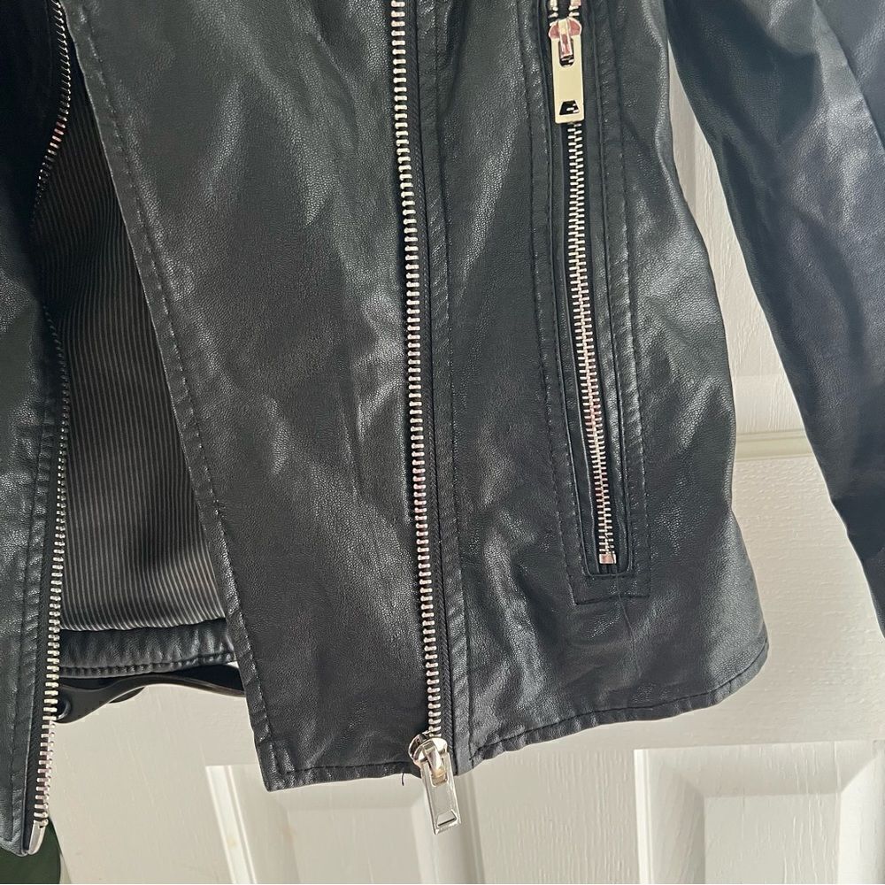 Blank NYC Quilted Faux Leather Moto Jacket - Picture 6 of 10